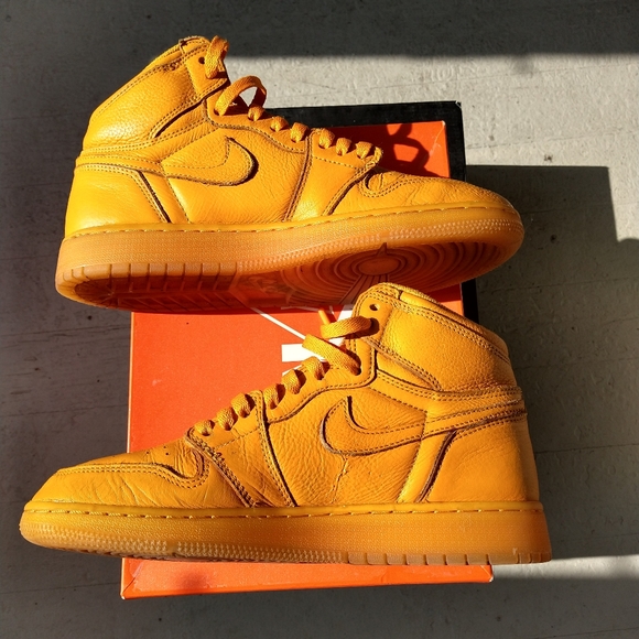 Jordans - Picture 6 of 11